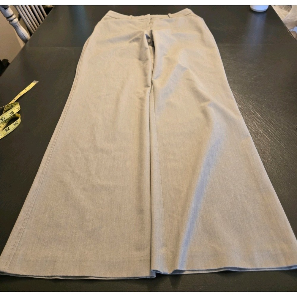 Worthington Modern Fit Size 10 dress pants.  Tan/Khaki.  Made in‎ Guatemala.